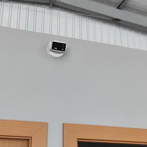 Câmera de segurança instalada