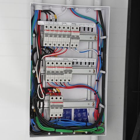 Quadro elétrico organizado instalado